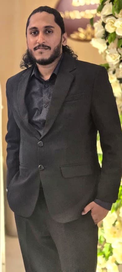 Chathura J Ekanayake — portrait